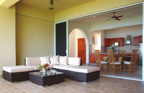 Playa Las Gatas Copropriété | Belle vue sur le paradis! 3 BR, 3 BA