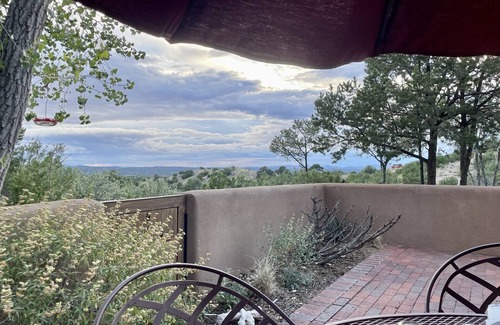 Nambe Pueblo Copropriété | Beautiful Views, Privacy, next to Four Seasons, 10 min to Plaza, nice decor