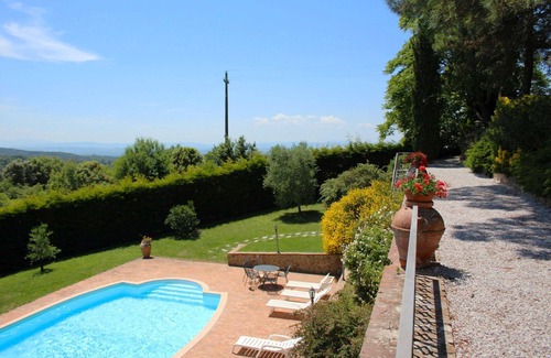 Palazzuolo Alto Villa | Belle villa bénéficiant d’une superbe vue panoramique sur les vignobles et les oliveraies. Point de