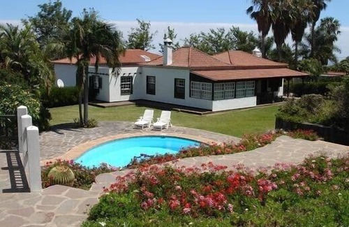 Las Arenas Villa | Magnifique villa sur 5000 m² de jardin botanique au cœur de la vallée de La Orot