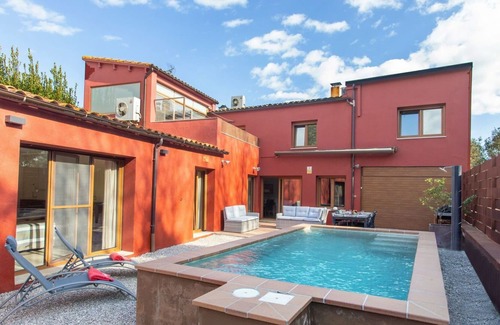 Fonteta Maison | Bel appartement avec climatisation, piscine privée, WIFI, TV, animaux admis et parking