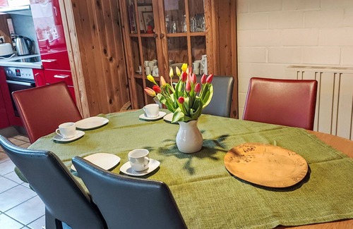 Bremke Maison | Belle maison de vacances avec climatisation, WIFI, TV, terrasse et animaux admis