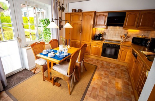 Luegde Maison | Magnifique maison de vacances pour 4 personnes avec WIFI, TV, terrasse et vue panoramique