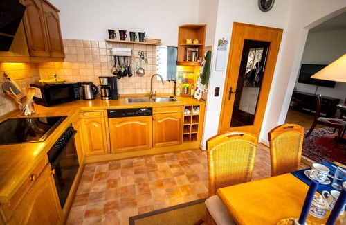 Luegde Maison | Magnifique maison de vacances pour 4 personnes avec WIFI, TV, terrasse et vue panoramique