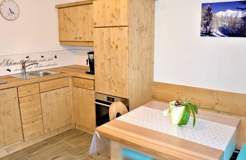 Leithen Villa | Magnifique maison de vacances pour 4 personnes avec WIFI, TV et balcon