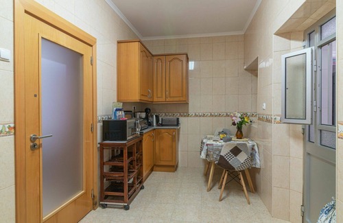 Olhao Maison | Belle maison de vacances pour 6 personnes avec WIFI, climatisation, TV et patio