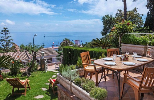 Tossa de Mar Maison | Beautiful villa for 7 people with pool, WIFI, TV, balcony and parking