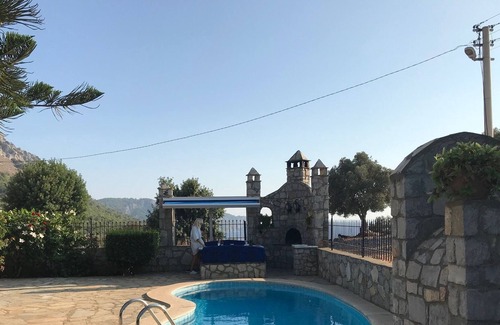 Sarigerme Maison | Belle villa en haut de la colline avec une vue magnifique sur la mer