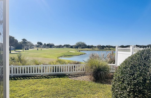 Bonnybrook Villa | Belle villa au cœur de la communauté adulte active la plus sympathique de Floride