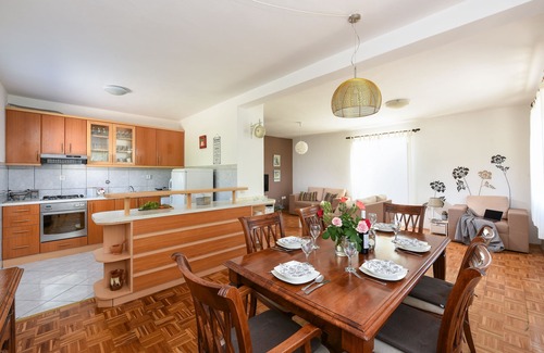 Kukljica Maison | Belle Villa Karla près de la belle plage, bonne connexion de ferry