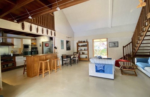 Etang Sale Les Bains Villa | Belle villa, Piscine, Jacuzzi indépendant , Hammam, Etang salé les bains.