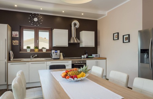 Galizana Villa | Belle Villa Toni avec piscine privée pour un séjour parfait, une connexion Wi-Fi