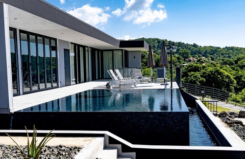 Bouillante Villa | Belle villa vue mer et réserve cousteau avec piscine miroir 5*****