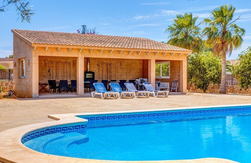 Llucmajor Maison | Belle villa avec piscine, terrasse de toit, Patio, jardin, Wi-Fi & climatisation; Parking disponible