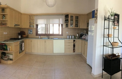 Kyrenia District Villa | Belle villa avec jardin et piscine privés, située dans un endroit paisible