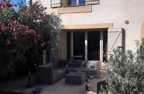 Peret Maison | Belle maison vigneronne entièrement rénovée