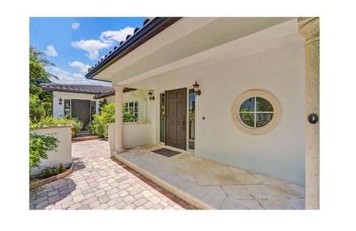 Hendricks and Venice Isles Maison | Beautiful Waterfront Mediterranean Paradise, Walk beach , Restaurants , Shops.