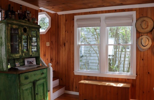 Branford Maison | Beautiful Waterfront Beach House