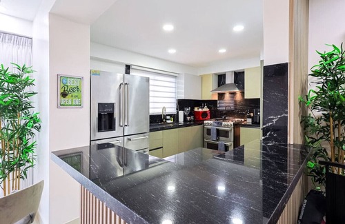 Ciudad Universitaria Appartement | Beautiful well appointed City Center 2BD Condo, Full AC, Fast Wi-Fi, Near all.