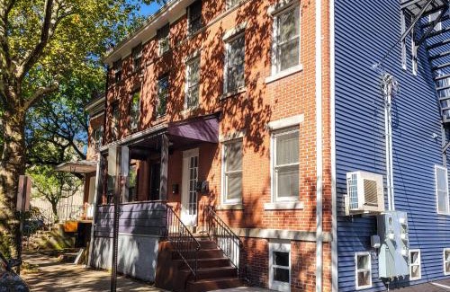 Mill River Appartement | Beautiful Wooster Sq. getaway - great neighborhood