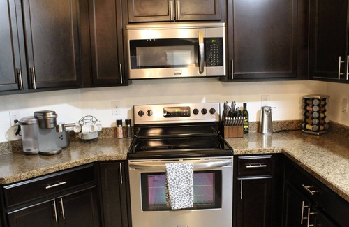 Maricopa Maison | Beautifully furnished home with pool