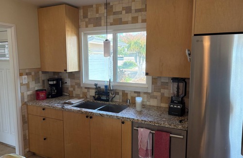 Clairemont Maison | Beautifully landscaped 3-BR/2BA house... centrally located/beaches,downtown+more