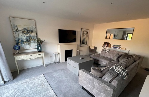 Enstone Maison | Beautifully presented holiday cottage in the Cotswolds - The Old Garage