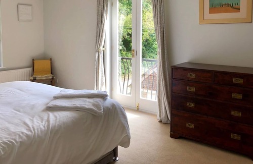 Barford St Martin Maison | Prestige-Maison-Douche-Vue sur Jardin