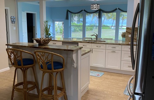 Spanish Wells Maison | Beautifully remodeled beachfront home- breathtaking views