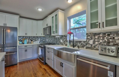 Tallahassee Maison | Beautifully remodeled House in Downtown Tallahassee!