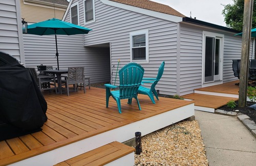 Ortley Beach Maison | Beautifully Renovated Home Just Steps from the Beach! Pet Friendly!