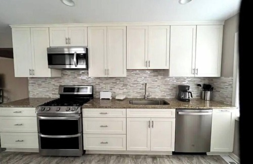Beachwood Maison | Beautifully Renovated, Luxury Home in Beachwood OH