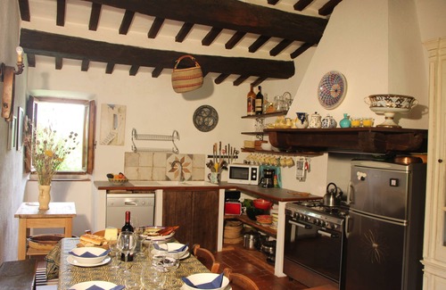 Cortona Maison | Villa/ferme restaurée du 16e siècle avec piscine privée sur 20 hectares de bois et oliveraies