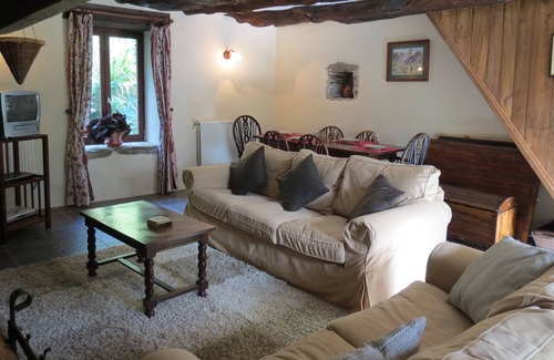 Plumeliau Cottage | Belle maison restaurée attenante au Manoir avec piscine chauffée de 12 x 6 m