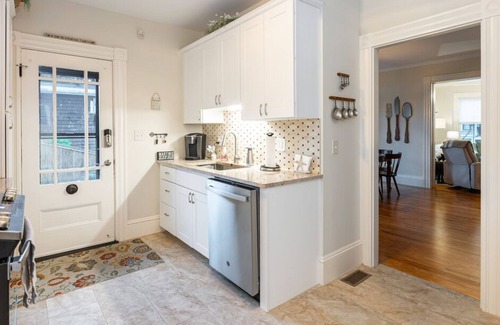 Newburyport Maison | Beautifully updated Victorian in downtown historic Newburyport