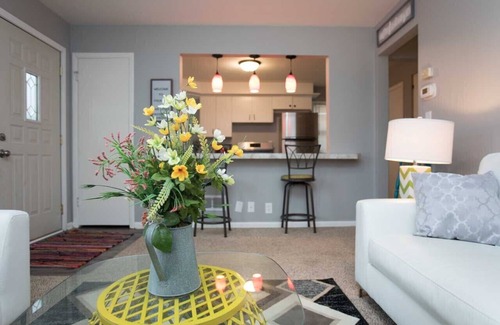 Benson Maison | Beauté à Benson! 5 chambres rénovées (14 personnes)
