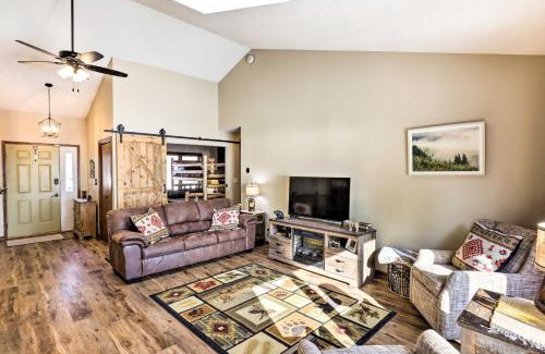 Beaver Dam Maison | Beaver Dam Lake Retreat with Fire Pit and Dock!