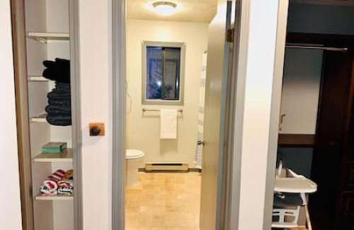 Mount Pocahontas Maison | Beavers Bunkhouse spacious home with hot tub