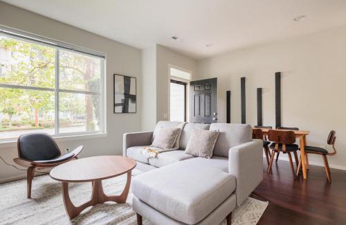 Beaverton Appartement | Beaverton 2br w parking nr trails groceries PDX-1