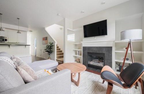 Beaverton Appartement | Beaverton 2br w parking nr trails groceries PDX-1