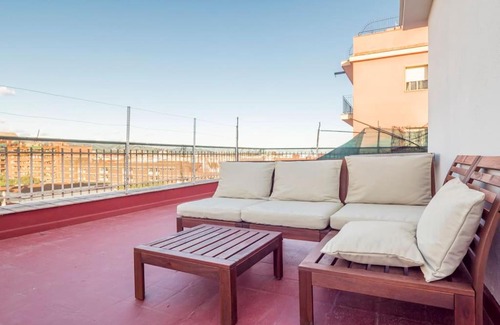 Porta Appartement | BeBarceloner Sant Andreu Apartments - 3 bedrooms with terrace