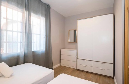 Porta Appartement | BeBarceloner Sant Andreu Apartments - 3 bedrooms with terrace