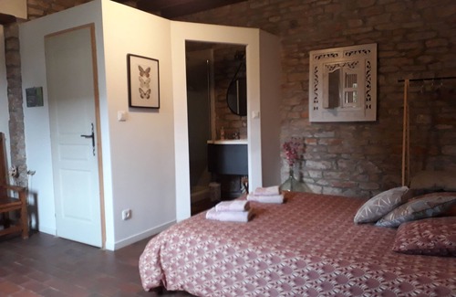 La Chapelle-de-Bragny Maison | Chambre d'hôtes maison de caractère du XVIII ème proche culture et gastronomie