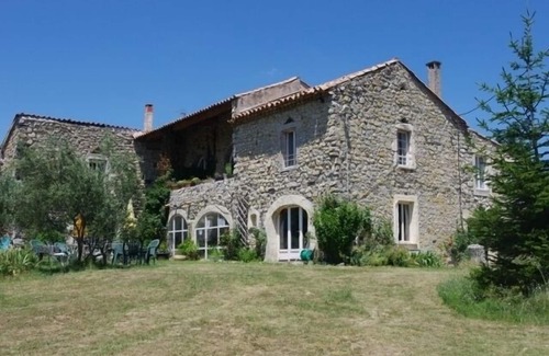 Alba-la-Romaine Maison | Chambres d'hotes La grange au Negre chambre Méditerranée