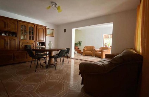 Tirgu Ocna Lit Et Petit-Déjeuner | Chambre d'hôtes ∙ 2 chambres ∙ 6 personnes