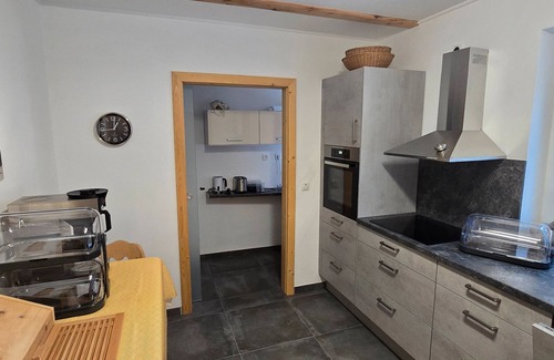 Wenns Lit Et Petit-Déjeuner | Chambre d'hôtes "Alpenblick" avec vue sur la montagne, terrasse partagée et Wi-Fi