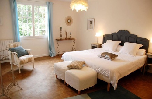 Vic-Fezensac Maison | Chambre d'hôtes Bernes - Piscine avec vue
