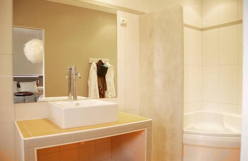 Vic-Fezensac Maison | Chambre d'hôtes Bernes - Piscine avec vue