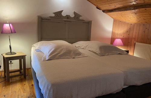 Seissan Lit Et Petit-Déjeuner | Chambre chez l'habitant dans maison gasconne restaurée à 2 km des commerces .