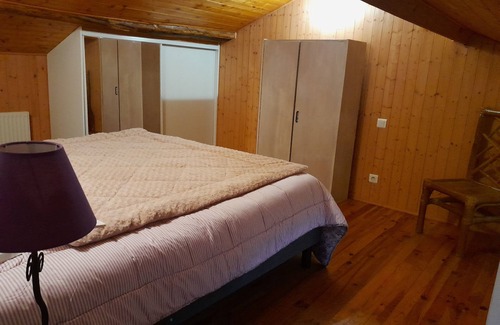 Seissan Lit Et Petit-Déjeuner | Chambre chez l'habitant dans maison gasconne restaurée à 2 km des commerces .